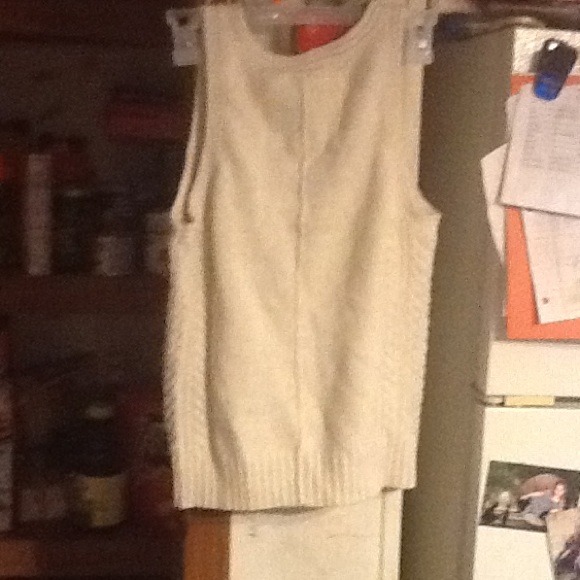 ON HOLD!!! - Picture 2 of 2