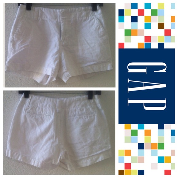 💰bundle only💰Gap Khaki White Shorts