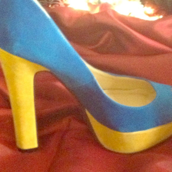 Orion & Teal Peep Toe Heels