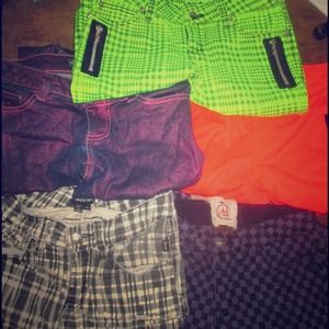 *REDUCED* Bright skinny jeans from Hot Topic!