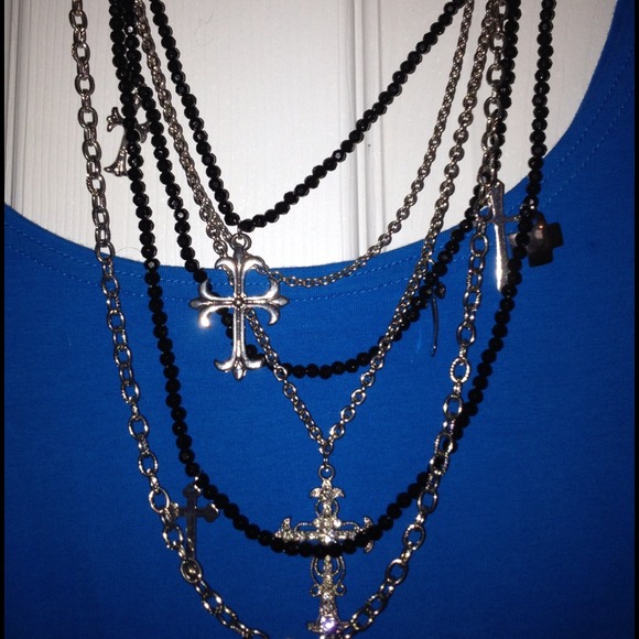 BKE necklace