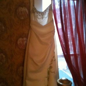 Ivory jeweled prom/wedding dress. Size 9. ITEM QQ