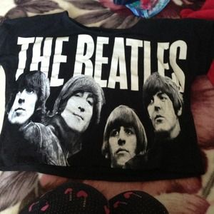 💥Sold💥 Beatles crop top