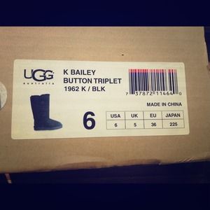 ugg boots size 6