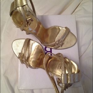 SALE THIS WEEKEND ONLY Bakers heel w/ankle strap