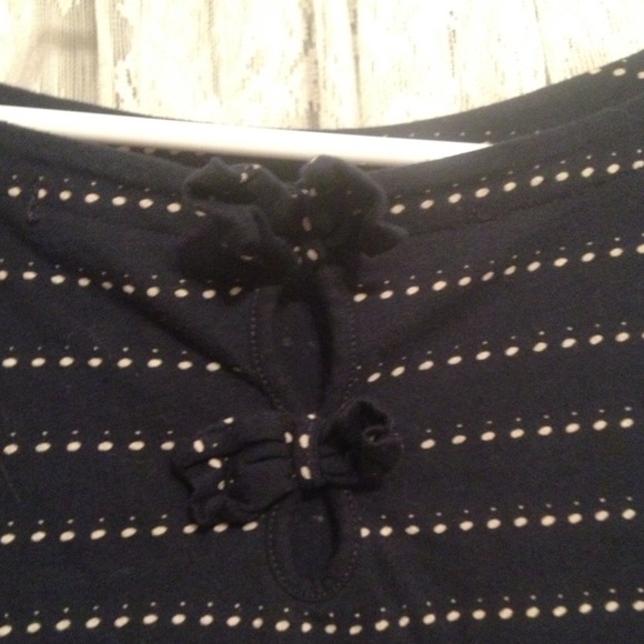 Detailed top - Picture 2 of 3