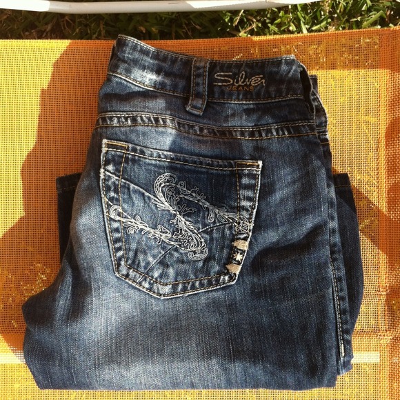 Reduced!Silver Jeans! Very cute and comfy ☀ - Picture 2 of 4