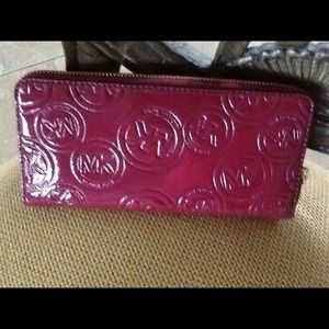 Michael Kors wallet original no design like