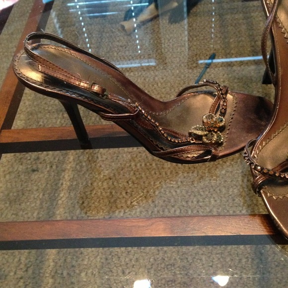 Two Lips - Picture 2 of 3