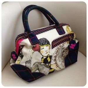 Harajuku Lovers handbag.