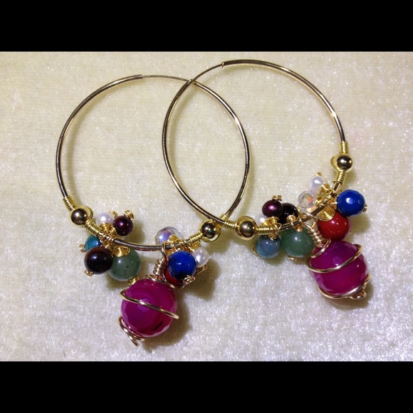 Goldfield earings with stones an cristals...