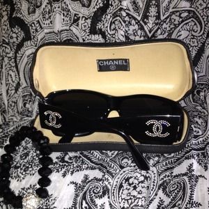 ❌Hold❌ Authentic black Chanel sunglasses