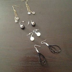 Bundle earring deal!