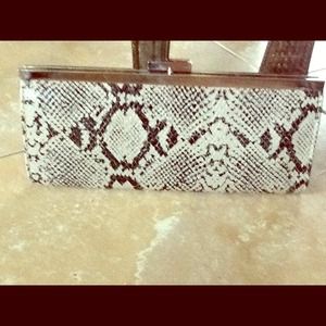 Evening style clutch