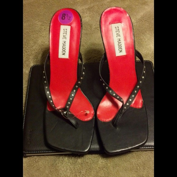 Steve Madden Shoes - 🔴Black strappy rhinestone sandals $9$9$9$9!!!!!