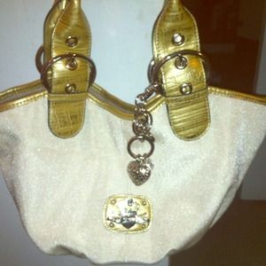 Traded with @chamita 😘