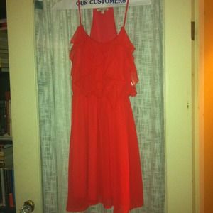 Gorgeous coral dress!