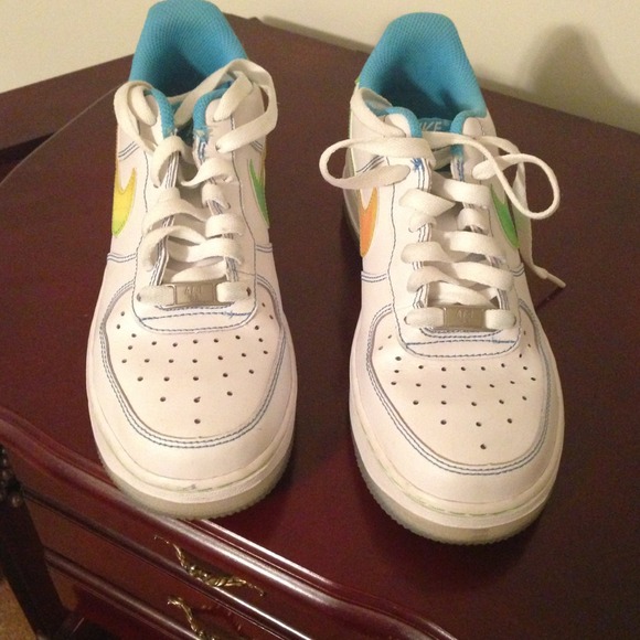 🚫SOLD🚫bundled - Picture 2 of 4