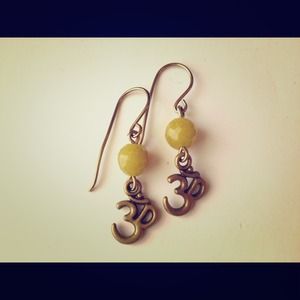 New Om symbol charm & green Jade gemstone earrings