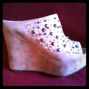 Spiked/rhinestoned wedges