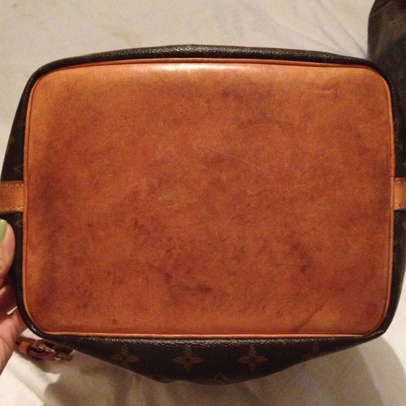 🎉🎉SOLD🎉🎉Authentic LV Petit Noe - Picture 4 of 4