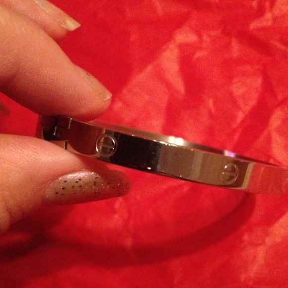 🚨Screw Bangle🚨 - Picture 2 of 3