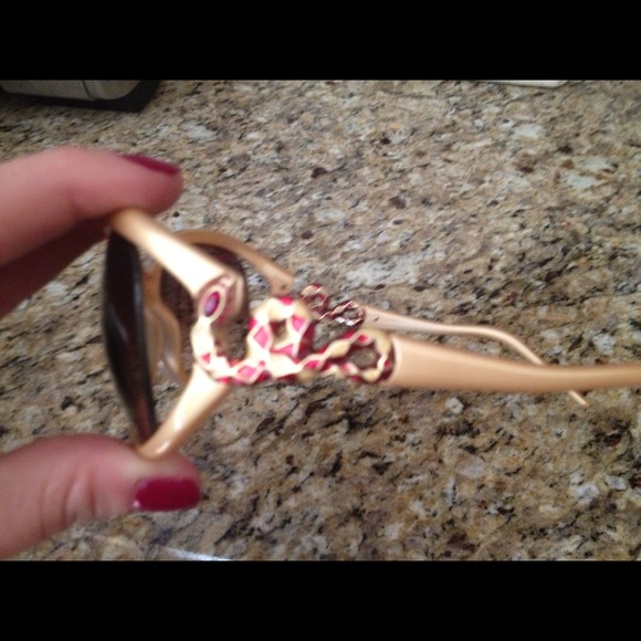 Roberto cavalli sunglasses - Picture 2 of 3