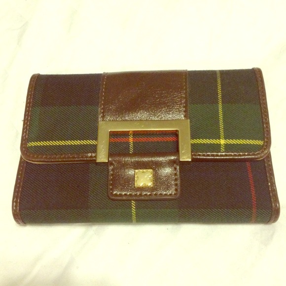 Plaid wallet NWT