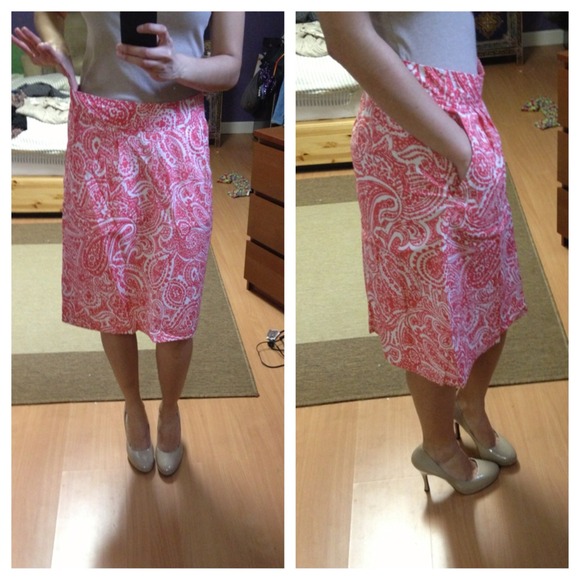 Trade? Print knee length skirt