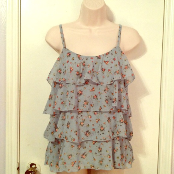 Ruffle mint blouse
