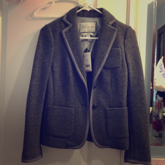 Brand New Banana Republic outwear.