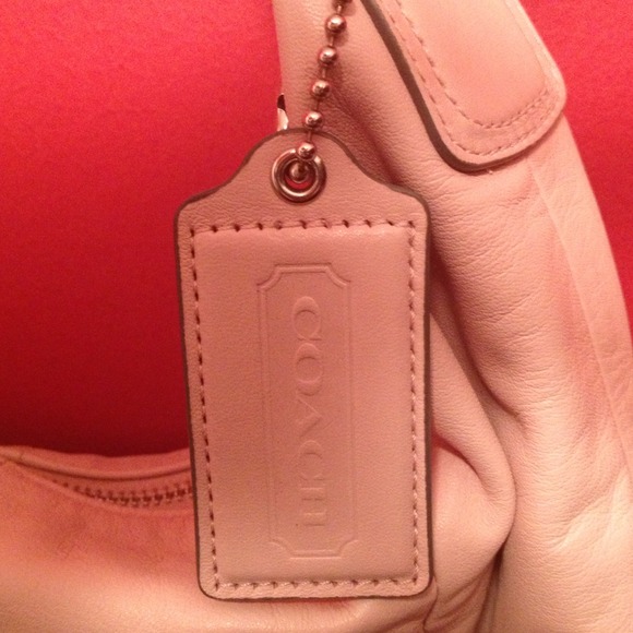 Authentic Coach handbag - Picture 2 of 3