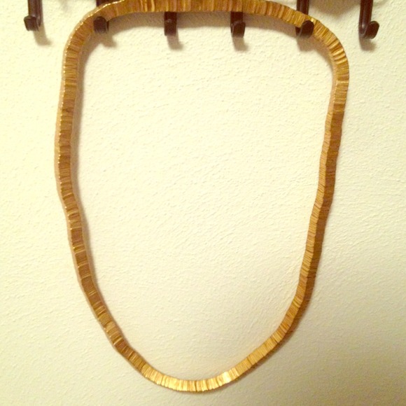 *SOLD IN BUNDLE* AMAZING gold leaf necklace
