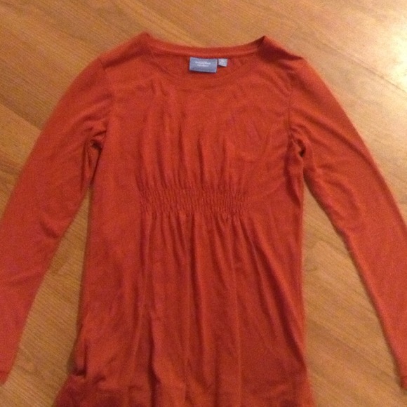 SOLD!!!!  Gathered long sleeve t
