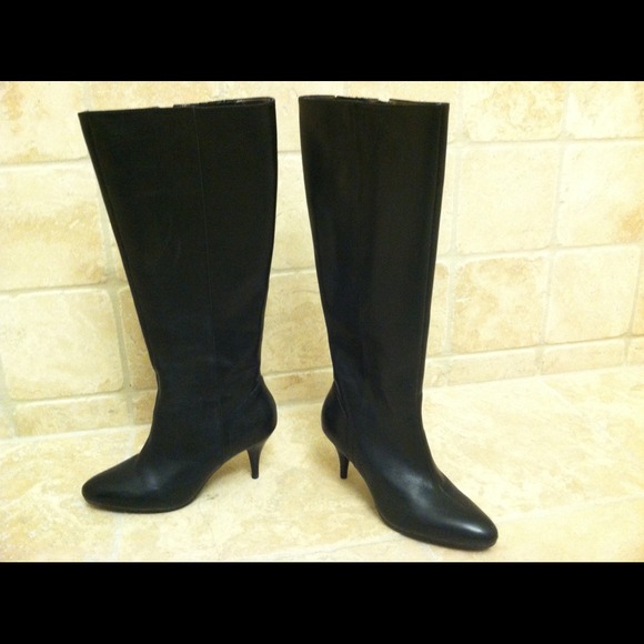 ✅PRICE REDUCED 40%✅ Talbots boots