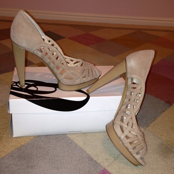 Nine West Shoes - 🔴SOLD🔴 Stunning Nude Cage Nine West heels