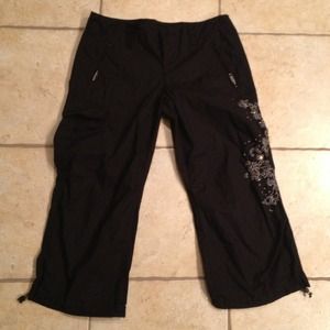 SOLD in bundle - Black capris from Express