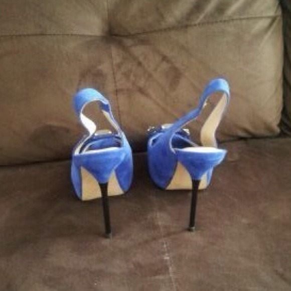 Zara blue suede high pumps - Picture 3 of 3