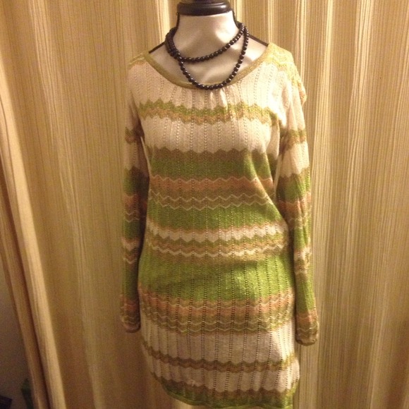 Bebe Long Sleeve glittery Dress