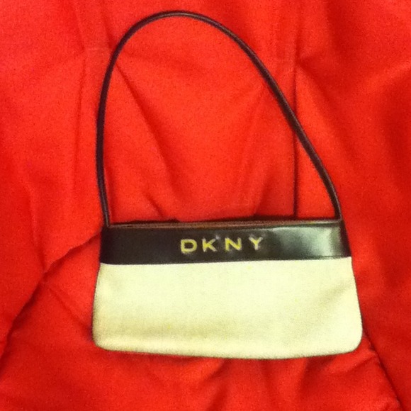 DKNY small handbag - Picture 3 of 3