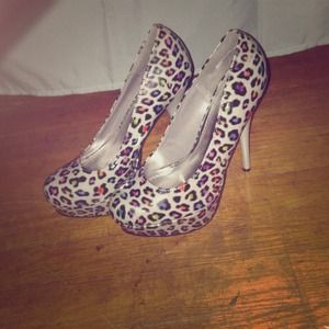 Rainbow leopard heels!