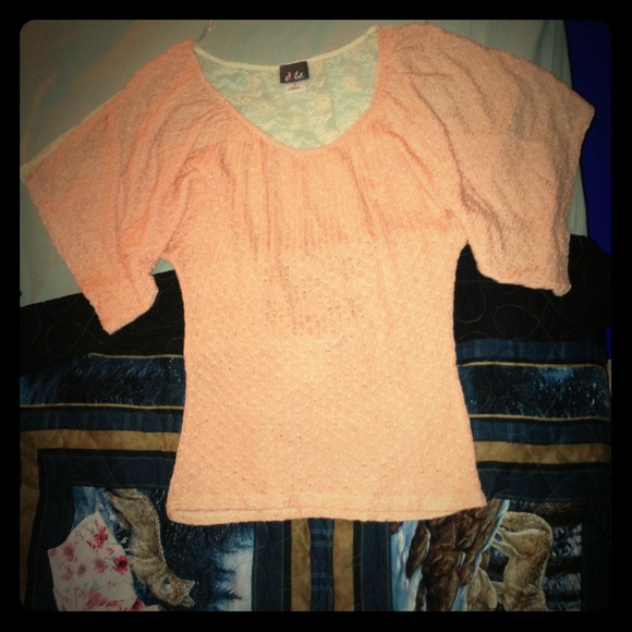 Flowing cute top!