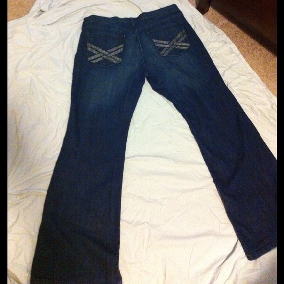 SOLD - Picture 3 of 4