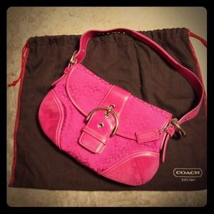 🎯SOLD🎯 @maggieb_1962✨Authentic✨ Pink Coach Purse