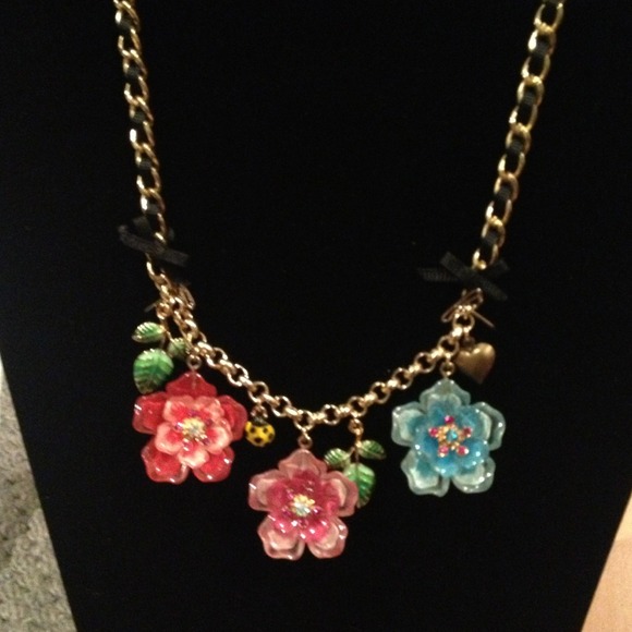 ❌SOLD❌ BRAND NEW!!! Betsey Johnson - Picture 4 of 4