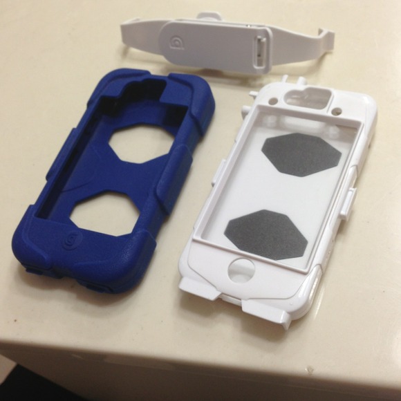 Griffin tech. Survivor iPhone 4/4S case. - Picture 3 of 4