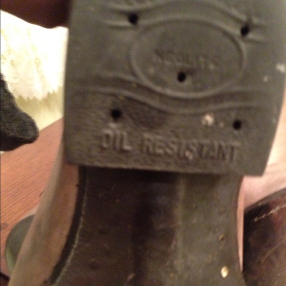 Boots - Picture 2 of 3