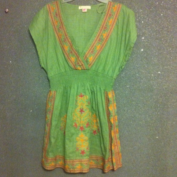 Green embroidered dress/shirt