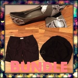 Bundle/flats, hat, shorts/