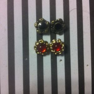 Cute stud earrings